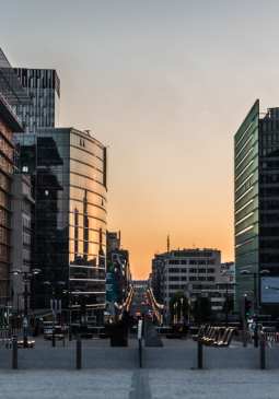 Lege kantoorruimten te Brussel: mogelijke omvorming tot nieuwe woningen? - Presentatie Rikkert Leeman